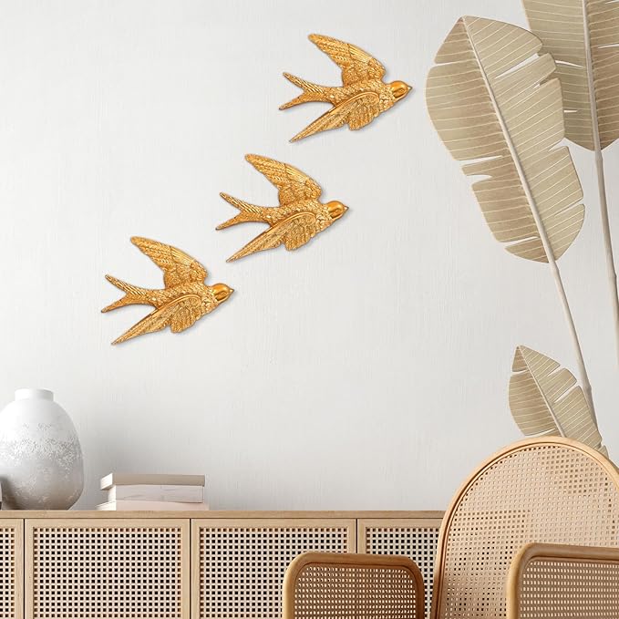 UKCOCO 3pcs Resin Swallow Wall Sculpture: Swallow Decorations Indoor Wall Art Crafts Living Room Bedroom Garden Decor, 4. 72x3. 54x0. 59in
