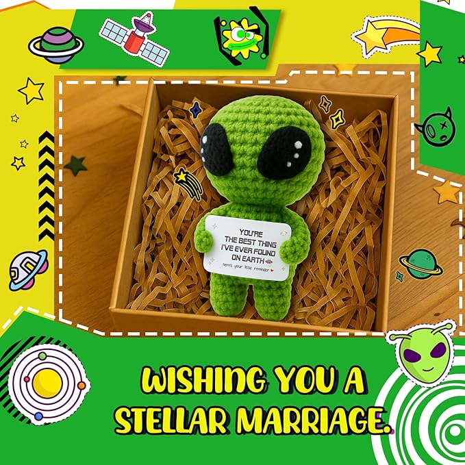 MAMAGIFTREE Crochet Alien Gift for Men Women – Funny Handmade Figure with Message Card, Appreciation Birthday Gift for Friends Coworkers Family