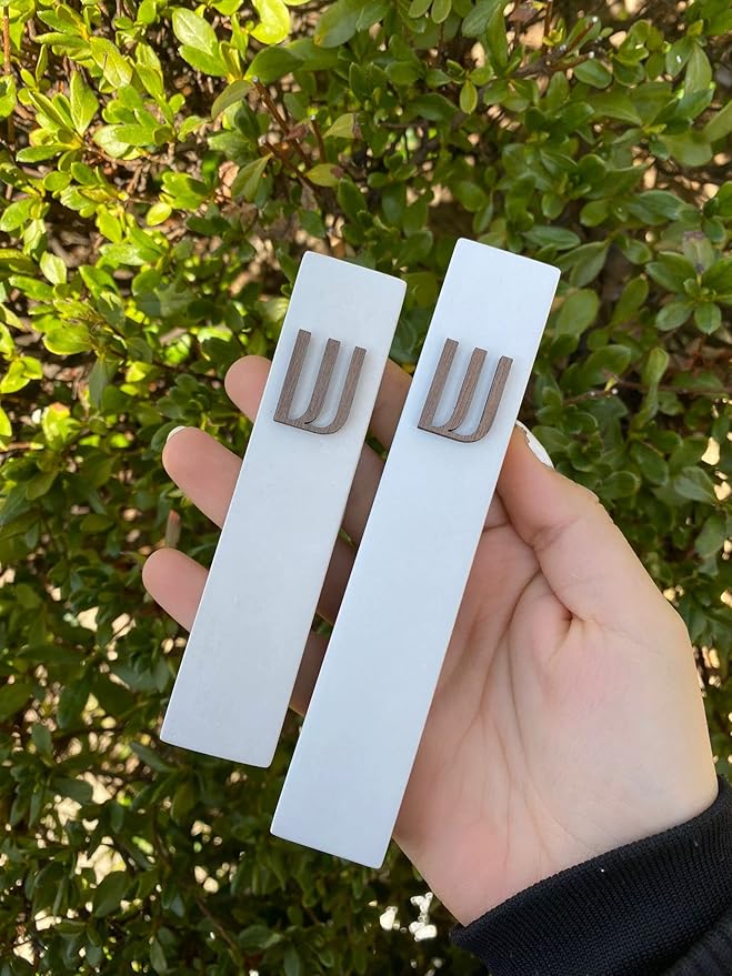 A&S Mezuzot Modern Concrete Mezuzah Case with Scroll, Easy Peel and Stick Mezuza (White+ Wood Shin, 5 Inches)