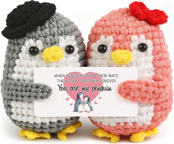 WenmthG Penguin Couple Crochet Gift – Handmade Knitted Penguin Lovers – Engagement Wedding for Couples, Husband Wife, Boyfriend Girlfriend