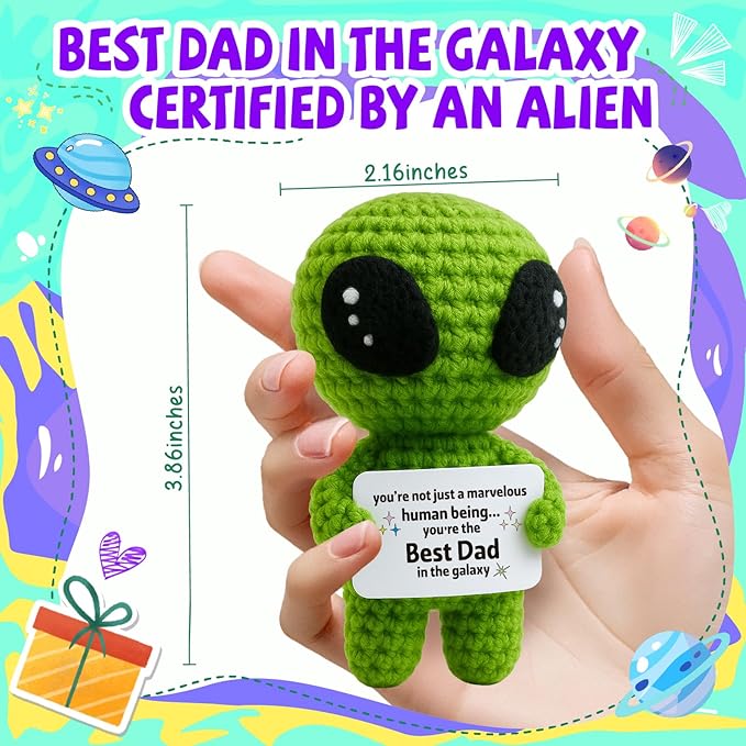MAMAGIFTREE Fathers Day Funny Gift for Dad from Daughter Son with Message Card - Unique Dads Birthday Gifts for Husband from Wife Kids - Father’s Day Crochet Alien Handmade Decoration