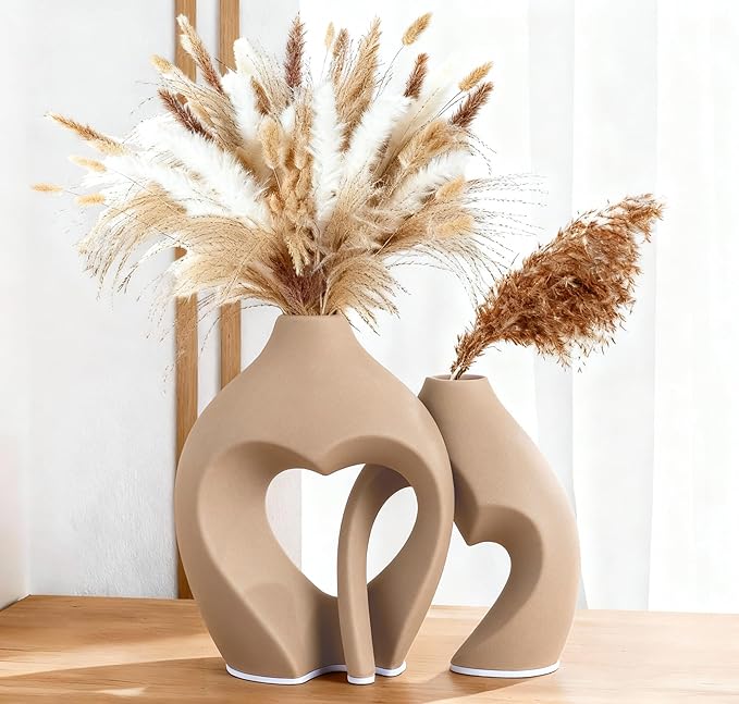 Brown Vases for Decor, Heart Shaped Ceramic Vase Set of 2, Nordic Heart Shaped Vases, Minimalist Decorative Vase for Table Centerpiece Wedding Dining Living Room Office House Decoration